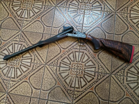 Pues como no he visto por ai ningun hilo pues lo empiezo yo el mio un verney carron 8x57 jrs lo compre 22