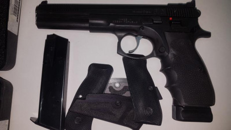 AGRADECER DE ANTEMANO A TODOS LOS COMPAÑEROS QUE ME HAN PERMITIDO IDENTIFICAR PLENAMENTE EL ARMA.
Especialmente 12