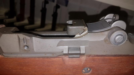 Resumen del fusil M14 LuxDefTec.
Nunca de ha disparado.
Este modelo se creo como SemiAutomatico, no sujeto 21