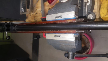 En venta Carl Gustav cañon flotante semi pesado, preparado para tiro, el cañón apenas usado guiado en 00