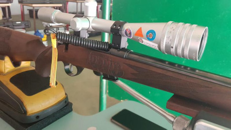 Se vende visor Weaver T36 , con poco uso , aumentos fijos y con reticula de cruz con punto, muy preciso 10