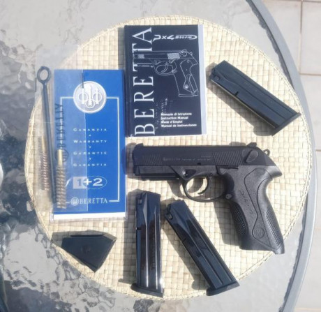 Vendo pistola BERETTA modelo PX-4 Storm en  perfecto estado . Me inicié con ella en tiro IPSC y me la 01