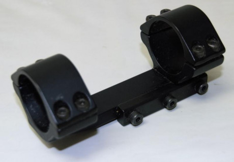 Vendo anillas Sportsmatch , de 30mm, altura medias y carril 11 mm , como nuevas, usadas muy poco en replica 00