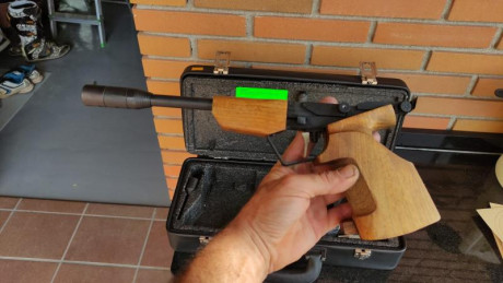 Se vende pistola Tau 7 por abandono de aficción.
Se puede probar sin compromiso, exageradamente precisa. 01
