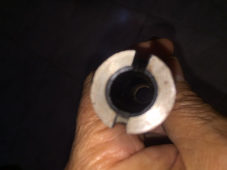 Se venden dos reductores de calibre para escopeta del 12.
Son de los “largos” de 25 cts. de longitud 
Reducen 00