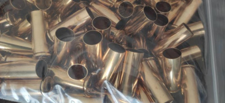 Un amigo me pide que le ponga a la venta unas vainas nuevas Starline en calibre 45 long colt y 44 magnum.
El 00