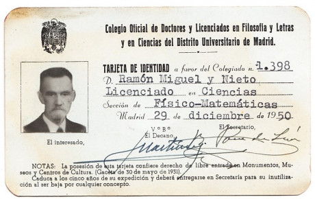  EN RECUERDO Y HOMENAJE A LOS QUE YA NO ESTÁN. 

Si pones en  GOOGLE   PASAPORTES EN LA MEMORIA  da igual 60