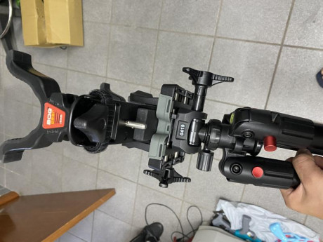 Vendo tripode bog-pod deathgrip nuevo solo provado un dia en una nave con un pcp nunca a pisado tierra.
El 11