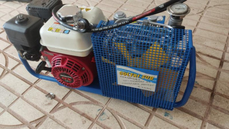Buenas compañeros, pongo a la venta mi equipo de recarga para PCP por disponer de otro compresor bauer:


-Compresor 01