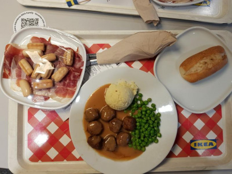 Hoy para comer acelgas hervidas y chuletón de vaca gallega vieja con seis semanas de maduración en cámara 130