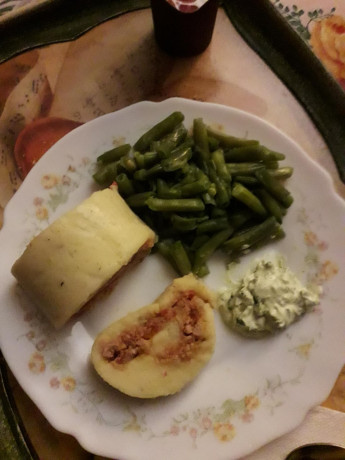 Hoy para comer acelgas hervidas y chuletón de vaca gallega vieja con seis semanas de maduración en cámara 150