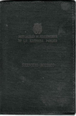  EN RECUERDO Y HOMENAJE A LOS QUE YA NO ESTÁN. 

Si pones en  GOOGLE   PASAPORTES EN LA MEMORIA  da igual 102