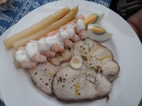 Hoy para comer acelgas hervidas y chuletón de vaca gallega vieja con seis semanas de maduración en cámara 20