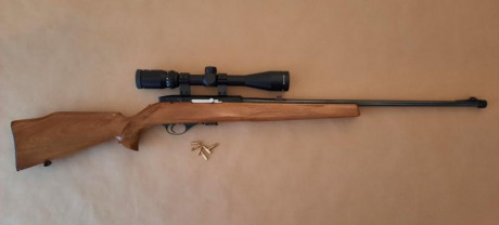 Carabina semiautomática, con selector de tiro a tiro, en perfecto estado y muy precisa.
Esta arma se popularizó 02