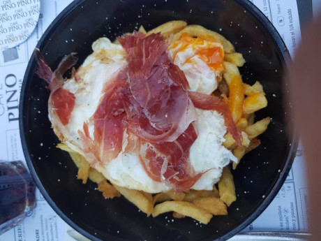 Hoy para comer acelgas hervidas y chuletón de vaca gallega vieja con seis semanas de maduración en cámara 130