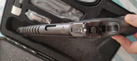 Se vende Sig Sauer Super Target serie limitada Skeleton negra, se vende por abandonar el país por trabajo, 01