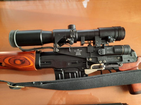 Vendo Lzman Tiger/Dragunov prácticamente nuevo
Con culata y guardamanos en madera y otro juego en plástico
Visor 100