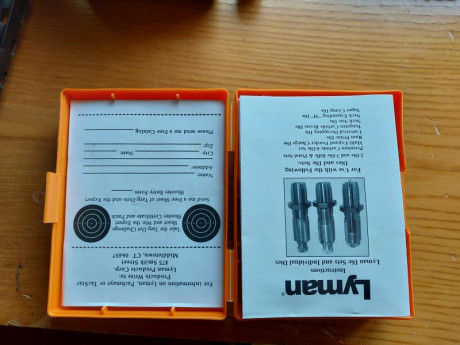 Muy buenas,

Pongo a la venta un juego de dies Lyman multo deluxe carbide. 

Tienen poco uso, ya que los 00