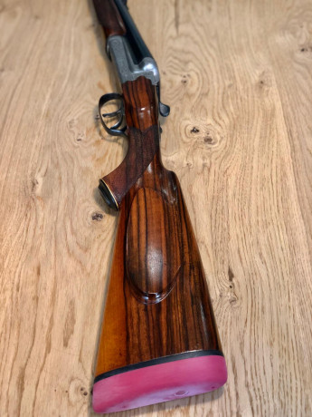 Vendo rifle express Franz Sodia.
Apenas usado.
Perfecto de maderas, pavón y aceros.
Cartucho 375 H&H
Está 30