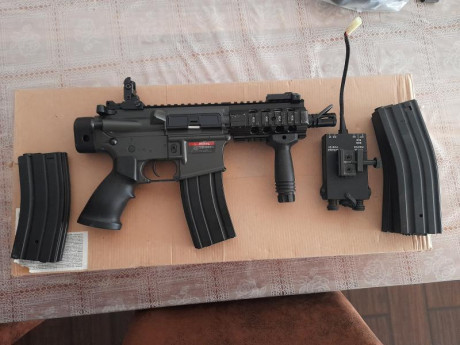 Pongo a la venta estas 3 armas de airsoft en full metal y con accesorios.

Precio 100€ cada una.

 20210719_115316.jpg 01