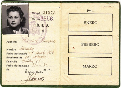  EN RECUERDO Y HOMENAJE A LOS QUE YA NO ESTÁN. 

Si pones en  GOOGLE   PASAPORTES EN LA MEMORIA  da igual 31