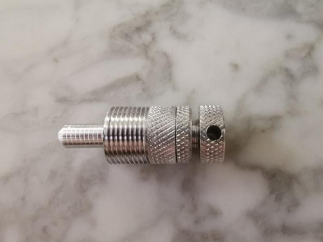 Vendo tornillo para ajustar la potencia de Kalibrgun Cricket, se puede utilizar tanto con el muelle corto 00