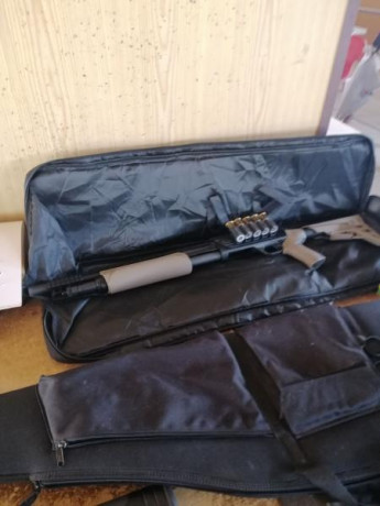 Hola! Vendo mi mossberg 500 ati 12/76 5+1 cartuchos comprada el año pasado en perfecti estado por que 02