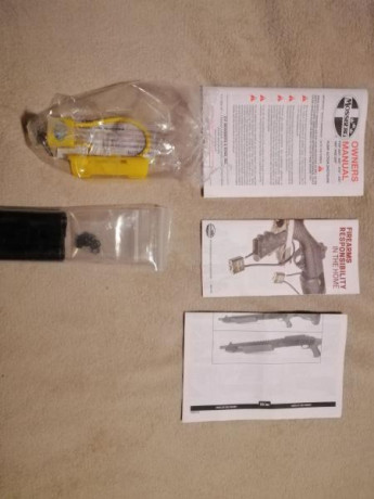 Hola! Vendo mi mossberg 500 ati 12/76 5+1 cartuchos comprada el año pasado en perfecti estado por que 00