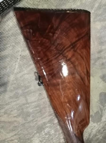 Se trata de un rarísimo ejemplar, fabricado por encargo para una exclusiva armería de la ciudad Kansas 21