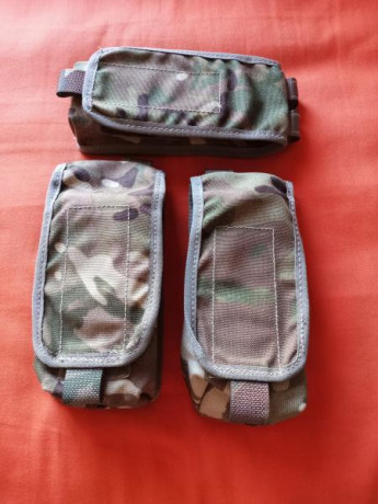 Vendo 3 Portacargadores MTP, dos son dobles y uno para cargador individual. Originales del ejército británico

Están 01