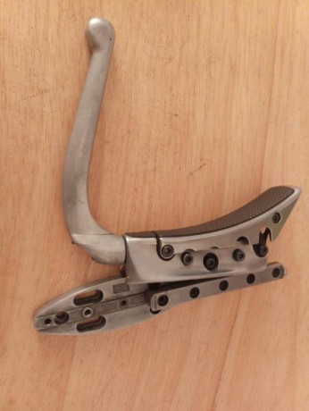 Vendo esta cantonera Anschuzt ,en perfecto estado en 250€. Portes incluidos. 00