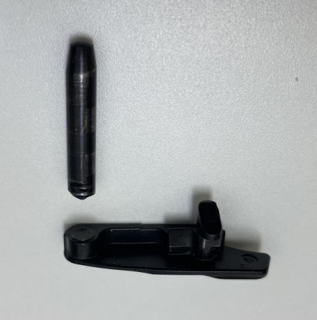 Buenos días:

Busco la retenida de la corredera de la Sig Sauer P210 Super Target 6” fabricada en 2019.

Adjunto 01