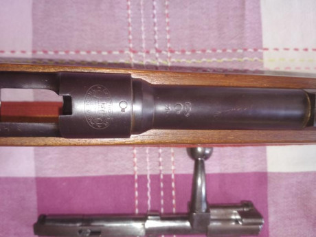 Pues eso, que vendo mi destroyer del 9 largo. Es el modelo que imitaba el mauser modelo 1893, con el cargador 00