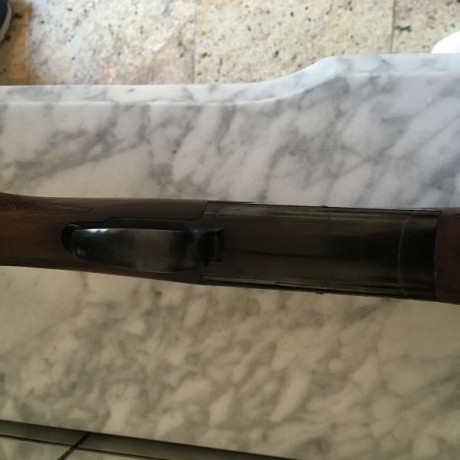 Buenas, por fallecimiento de un compañero, se vende escopeta superpuesta, en perfecto estado y prácticamente 12