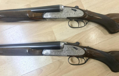 Vendo pareja de escopetas Unión Armera mod. N•215, en un estado excelente tanto de aspecto como de funcionamiento. 00