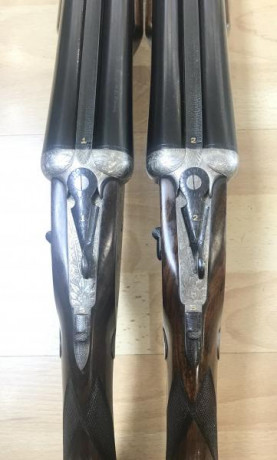 Vendo pareja de escopetas Unión Armera mod. N•215, en un estado excelente tanto de aspecto como de funcionamiento. 12