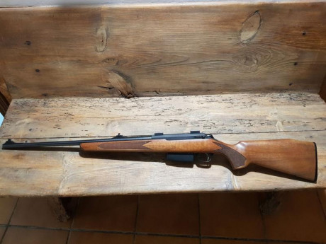vendido rifle Tikka M690 RH, calibre 30-06 con monturas Apple y Visor Bausch & Lomb de 
1,5 - 6 X 02