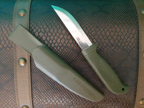 Buenas a todos,
Vendo cuchillo COLD STEEL modelo FINN HAWK. Completamente nuevo, sin uso.

Precio: 25 01