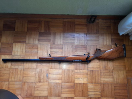 Rifle Weatherby Mark V, calibre 460 Weat. Mag. En buen estado general.


 Vendido  01