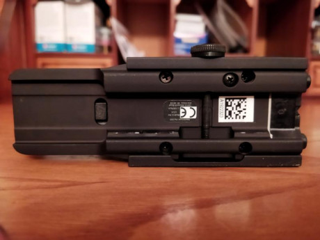 Vendo visor eotech, está nuevo de todo sin apenas uso, lo compré en enero y solo lo usé asta febrero (cuando 11