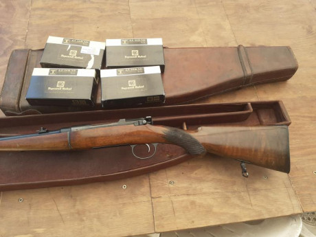 Vendo rifle inglés Jeffery calibre 6.5x54 con estuche. Precio por 750€. Teléfono 608065622. 00