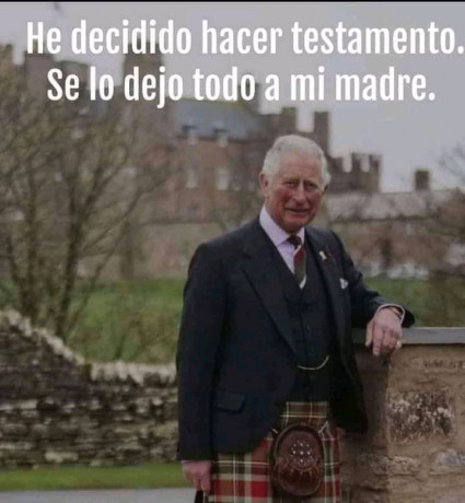 ¡Muy buenas a todos!

Estaba dando un paseo por el foro, cuando me he dado cuenta de que no había un hilo 50