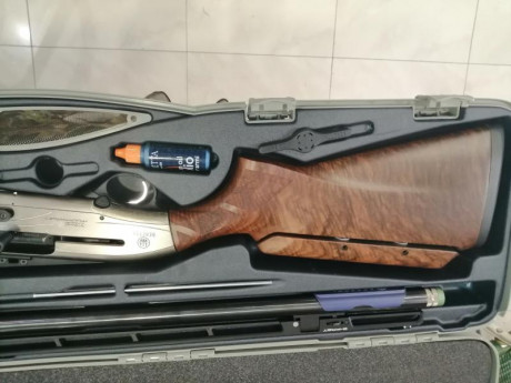 Se cambia por rifle de caza de mi interés,en similar estado,antiguedad y precio de nuevo que mi escopeta.Apenas 11