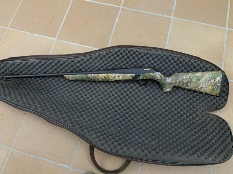 Vendo un Merkel Helix calibre 300wm, camuflaje Realtree, sin visor.
Comprado nuevo.
Estado como nuevo 02