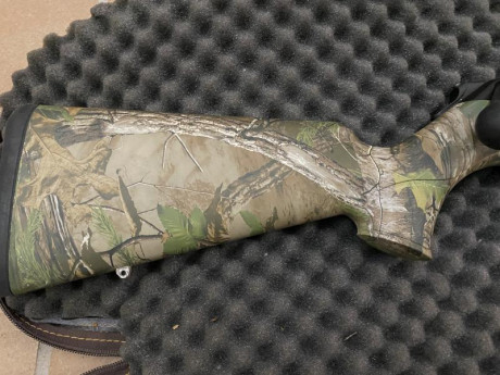 Vendo un Merkel Helix calibre 300wm, camuflaje Realtree, sin visor.
Comprado nuevo.
Estado como nuevo 12