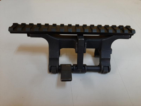 Vendo una montura para visor para cetme C.
Precio 60€ , envio en península incluido.
Cualquier consulta 01