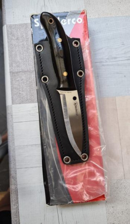 VENDIDO cuchillo Spyderco en perfecto estado 
Precio 170 02