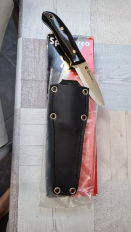 VENDIDO cuchillo Spyderco en perfecto estado 
Precio 170 01