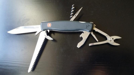 Hola compañeros !! Busco navajas wenger de 130 mm , Wenger rangergrip y victorinox !!
Un saludo 30