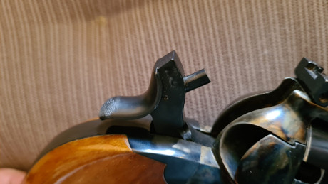 VENDIDO    Revolver Adler cal.44 200 euros, es una rareza, esta muy nuevo.  En Madrid, portes a parte. 11